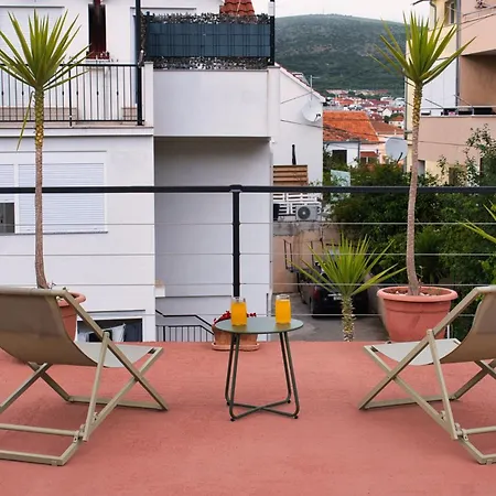 Holiday home Smuketa In Haus Fuer 4-5 Personen