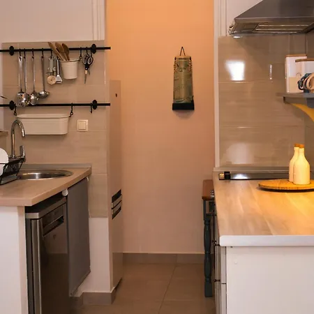 Smuketa In Haus Fuer 4-5 Personen Holiday home Trogir