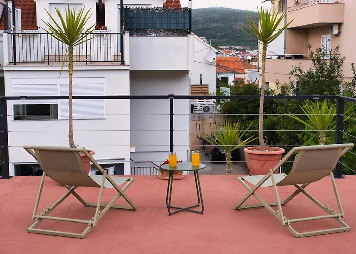 Nyaraló Smuketa In Haus Fuer 4-5 Personen