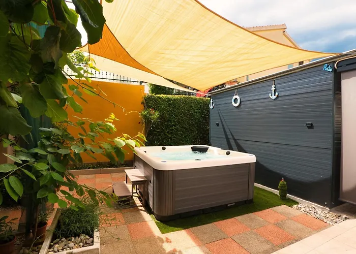 Smuketa In Haus Fuer 4-5 Personen *